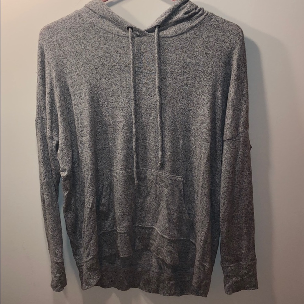 grey hooded sweater